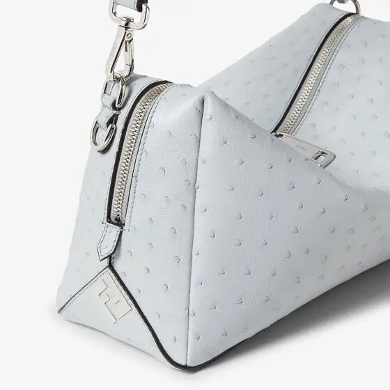 Fendi Lui clutch bag with a soft design, made of luxurious | Thumbnail 5 Fendi Lui clutch bag with a soft design, made of luxurious | Thumbnail 5