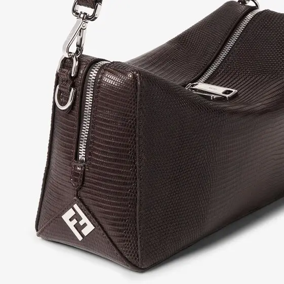 Fendi Medium Lui bag with a soft design, made of luxurious | Thumbnail 6 Fendi Medium Lui bag with a soft design, made of luxurious | Thumbnail 6