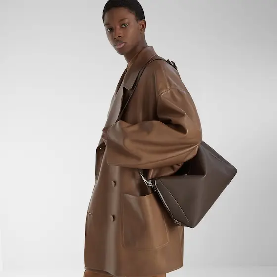 Fendi Lui Large Leather Bag | Thumbnail 3