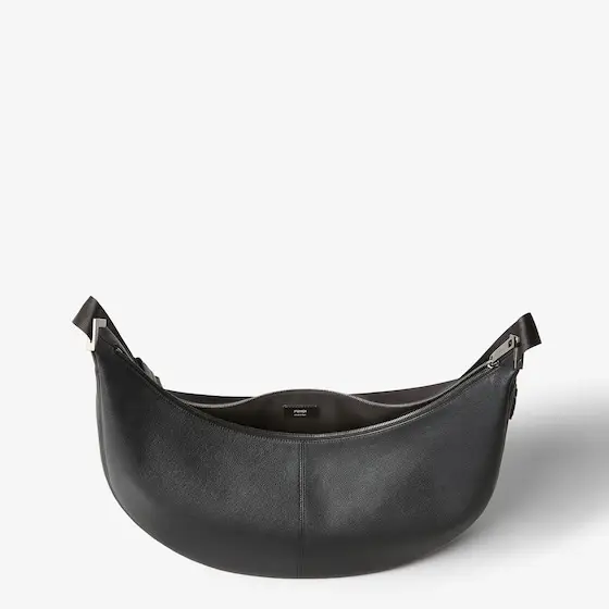Fendi Large, crescent-shaped Melon Messenger bag | Thumbnail 6