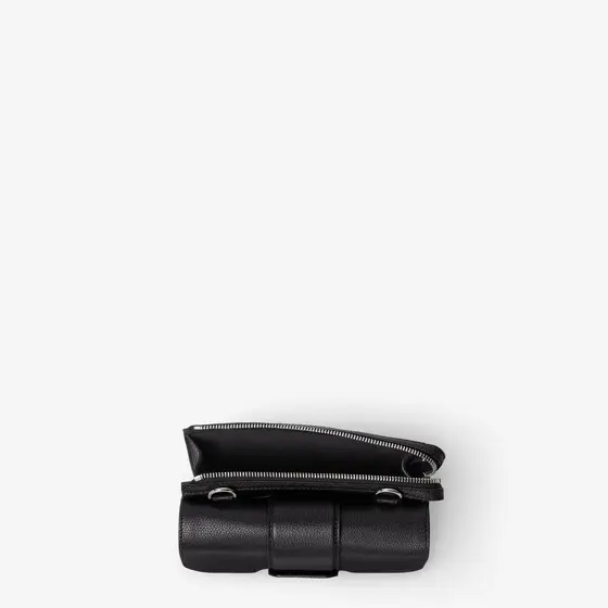 Fendi Baguette® Double Bag, made of black full-grain leather | Thumbnail 6 Fendi Baguette® Double Bag, made of black full-grain leather | Thumbnail 6
