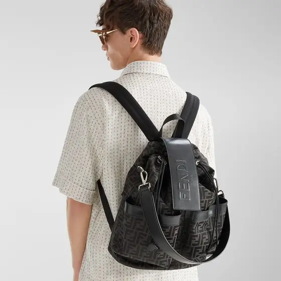 Fendi Ff Jacquard Strike Medium | Thumbnail 4 Fendi Ff Jacquard Strike Medium | Thumbnail 4