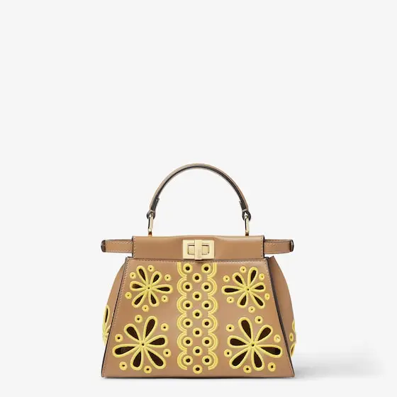 Fendi Iconic small Peekaboo bag, the epitome | Thumbnail 4 Fendi Iconic small Peekaboo bag, the epitome | Thumbnail 4