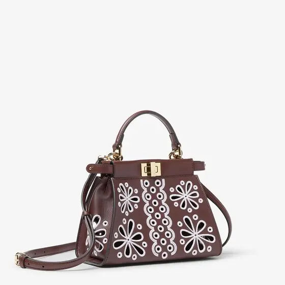 Fendi Iconic small Peekaboo bag, the epitome | Thumbnail 3 Fendi Iconic small Peekaboo bag, the epitome | Thumbnail 3