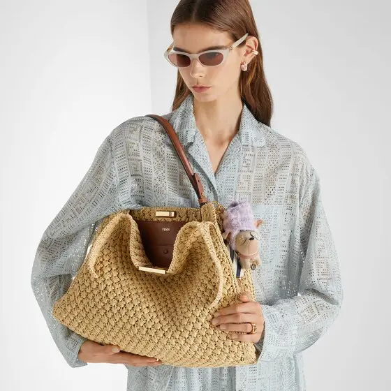 Fendi Way Large Woven Raffia-Effect Material Bag | Thumbnail 2