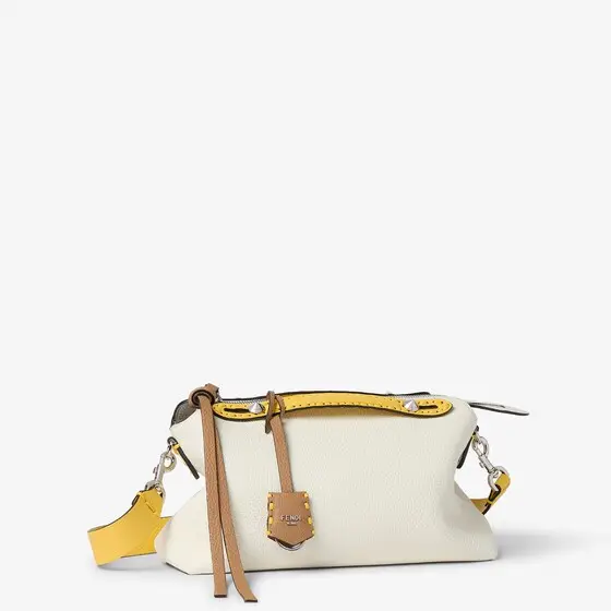 Fendi By the Way Selleria Medium Bag with 192 Hand-Sewn Topstitches | Thumbnail 3 Fendi By the Way Selleria Medium Bag with 192 Hand-Sewn Topstitches | Thumbnail 3