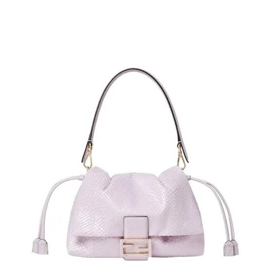 Fendi Mamma Baguette Medium | Image 1 Fendi Mamma Baguette Medium | Image 1