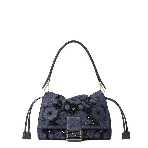 Fendi Mamma Baguette Medium | Image 1 Fendi Mamma Baguette Medium | Image 1