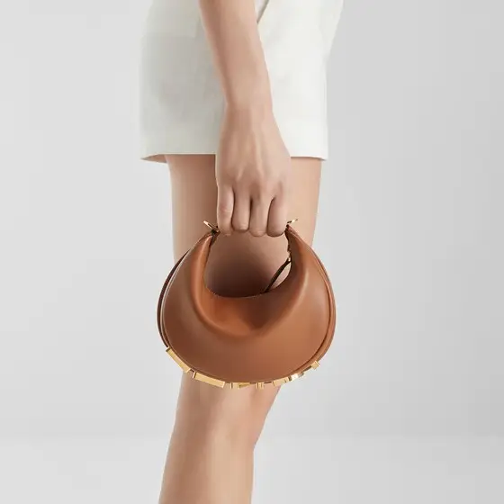 Fendi Fendigraphy Mini Sellier Brown Leather Mini-Bag | Thumbnail 2 Fendi Fendigraphy Mini Sellier Brown Leather Mini-Bag | Thumbnail 2