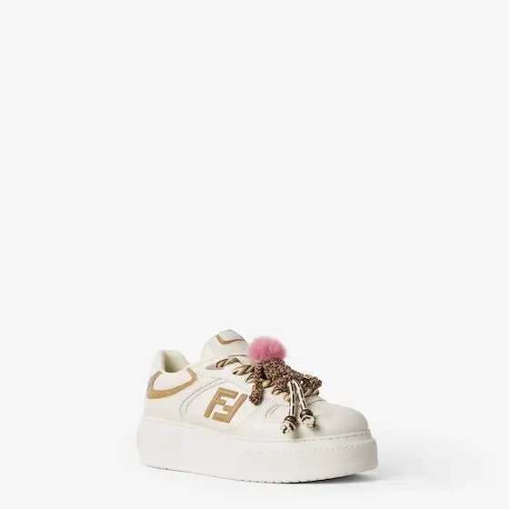 Fendi Match Low Top Platform Shoes in White Leather with Charm | Thumbnail 2