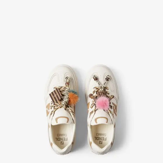 Fendi Match Low Top Platform Shoes in White Leather with Charm | Thumbnail 4