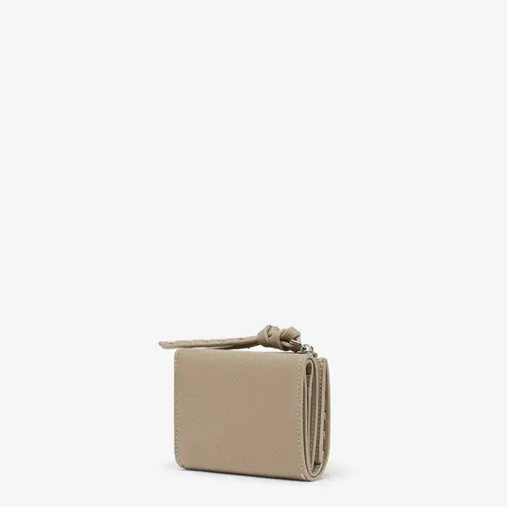 Fendi Peekaboo Micro Trifold Selleria Wallet with 82 Hand-Sewn Stitches | Thumbnail 3 Fendi Peekaboo Micro Trifold Selleria Wallet with 82 Hand-Sewn Stitches | Thumbnail 3