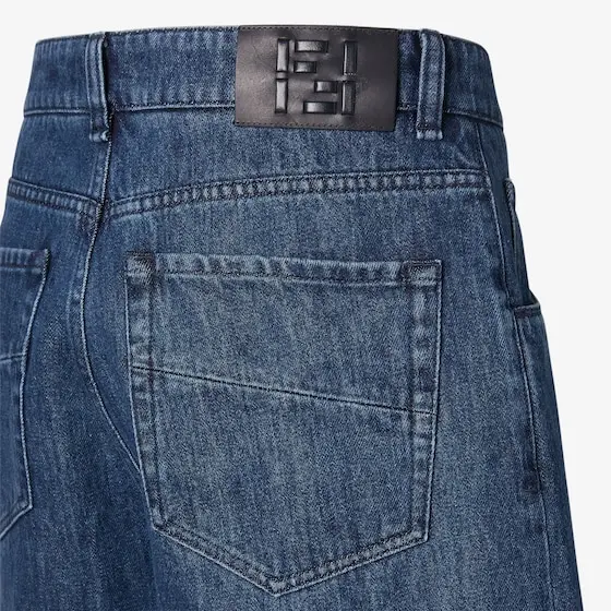 Fendi Five-pocket Bermuda shorts with a relaxed fit | Thumbnail 3 Fendi Five-pocket Bermuda shorts with a relaxed fit | Thumbnail 3