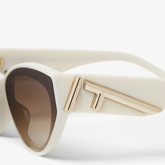 Fendi Cat-eye First glasses in ivory white acetate | Thumbnail 3 Fendi Cat-eye First glasses in ivory white acetate | Thumbnail 3