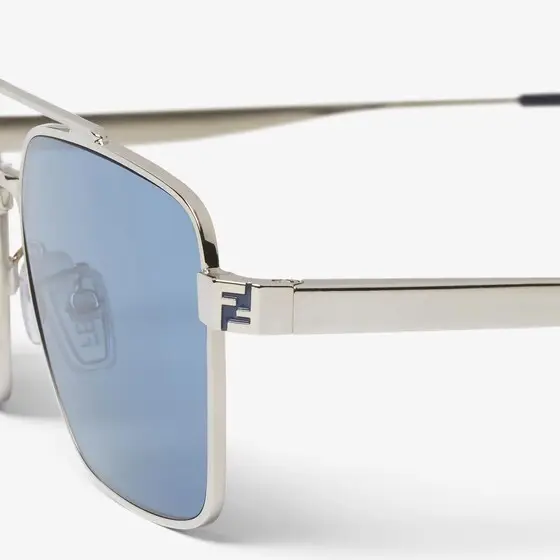 Fendi Ultra-lightweight, square pilot sunglasses made of metal | Thumbnail 3 Fendi Ultra-lightweight, square pilot sunglasses made of metal | Thumbnail 3