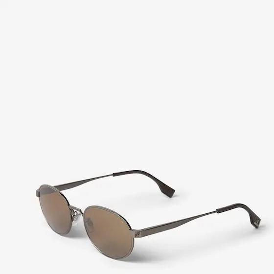 Fendi Metal oval sunglasses with a ruthenium finish | Thumbnail 2