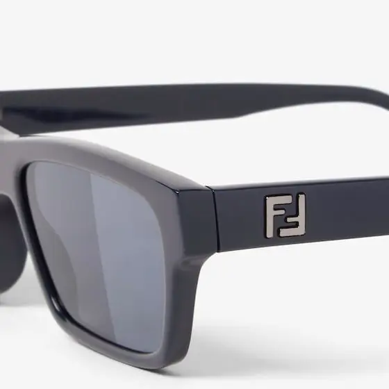Fendi Low rectangular Squared FF glasses in blue acetate | Thumbnail 3 Fendi Low rectangular Squared FF glasses in blue acetate | Thumbnail 3