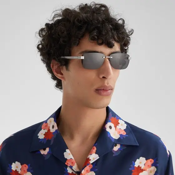 Fendi Rectangular rimless sunglasses, distinguished by hinges | Thumbnail 4 Fendi Rectangular rimless sunglasses, distinguished by hinges | Thumbnail 4