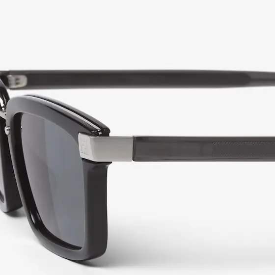Fendi Square sunglasses made of black acetate, featuring hinges | Thumbnail 3