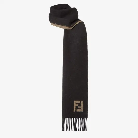 Fendi Rectangular scarf with fringed motif on the short sides | Thumbnail 3