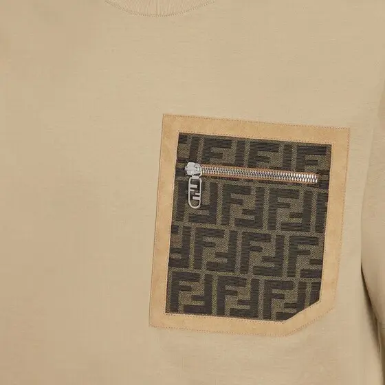 Fendi Skater-style T-shirt with zip pocket on the chest | Thumbnail 3 Fendi Skater-style T-shirt with zip pocket on the chest | Thumbnail 3
