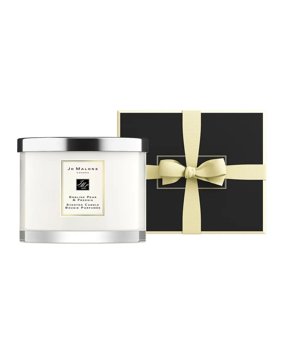 Jo Malone London 21 oz. English Pear and Freesia Deluxe Candle | Thumbnail 3 Jo Malone London 21 oz. English Pear and Freesia Deluxe Candle | Thumbnail 3