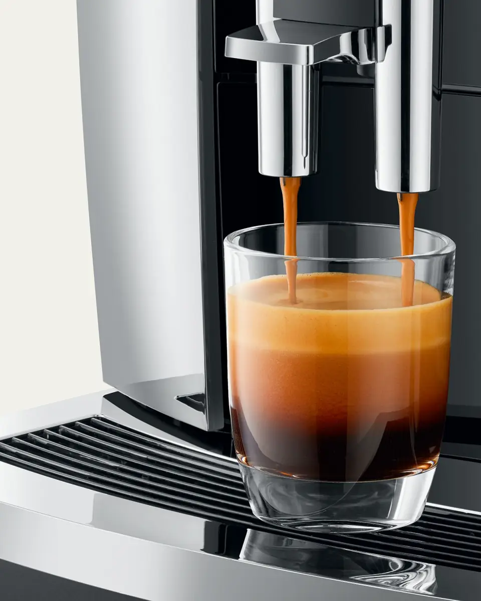 Jura E8 Automatic Coffee Machine | Thumbnail 2 Jura E8 Automatic Coffee Machine | Thumbnail 2
