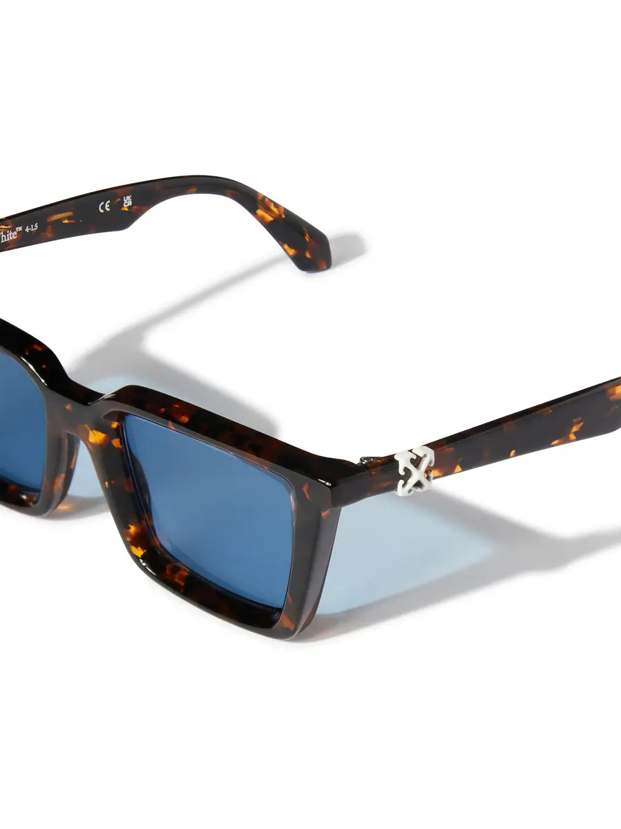 Off-White Oregon Sunglasses | Thumbnail 3 Off-White Oregon Sunglasses | Thumbnail 3