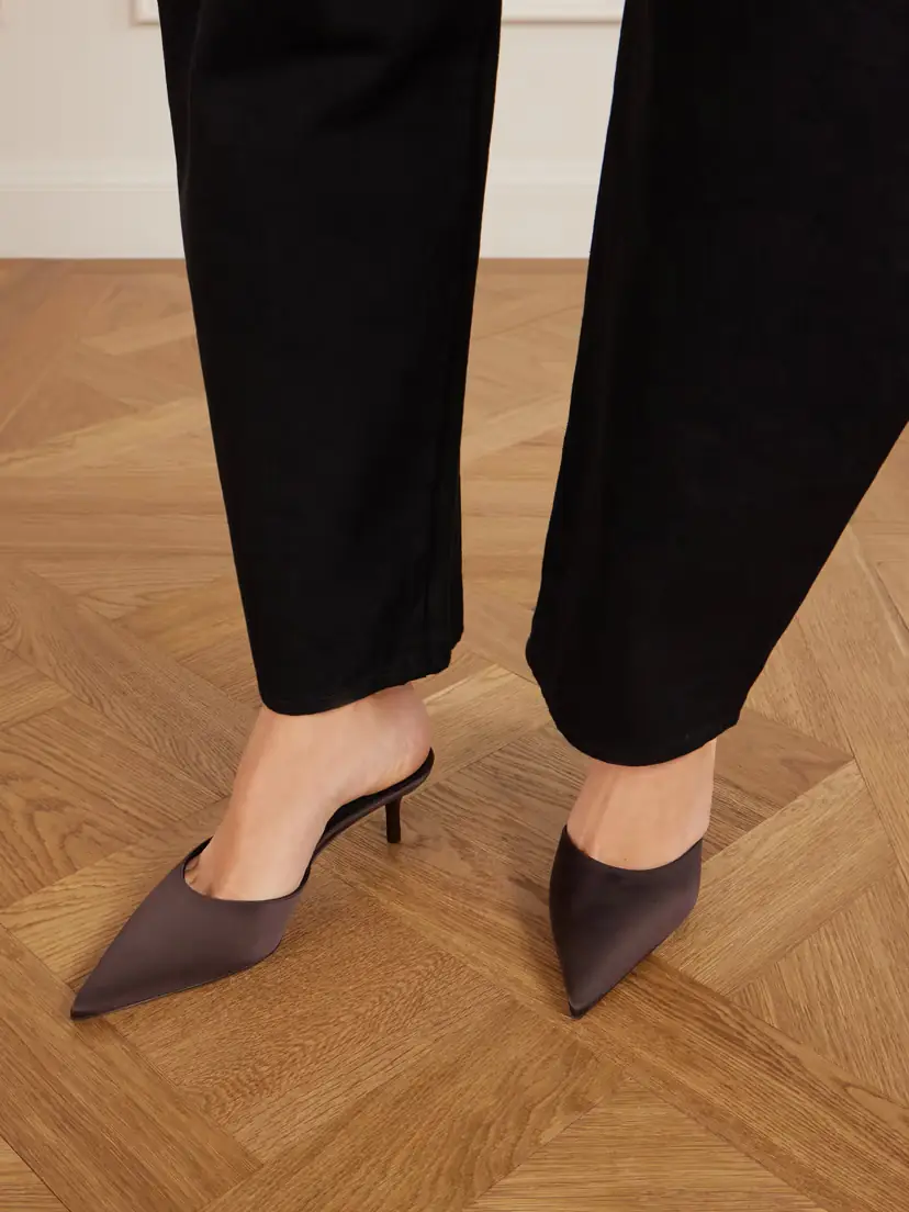 Alaïa Le Coeur 55 Satin Mules | Thumbnail 2