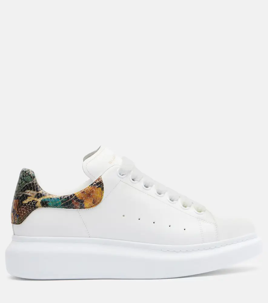 Alexander McQueen Oversized leather sneakers | Thumbnail 4 Alexander McQueen Oversized leather sneakers | Thumbnail 4