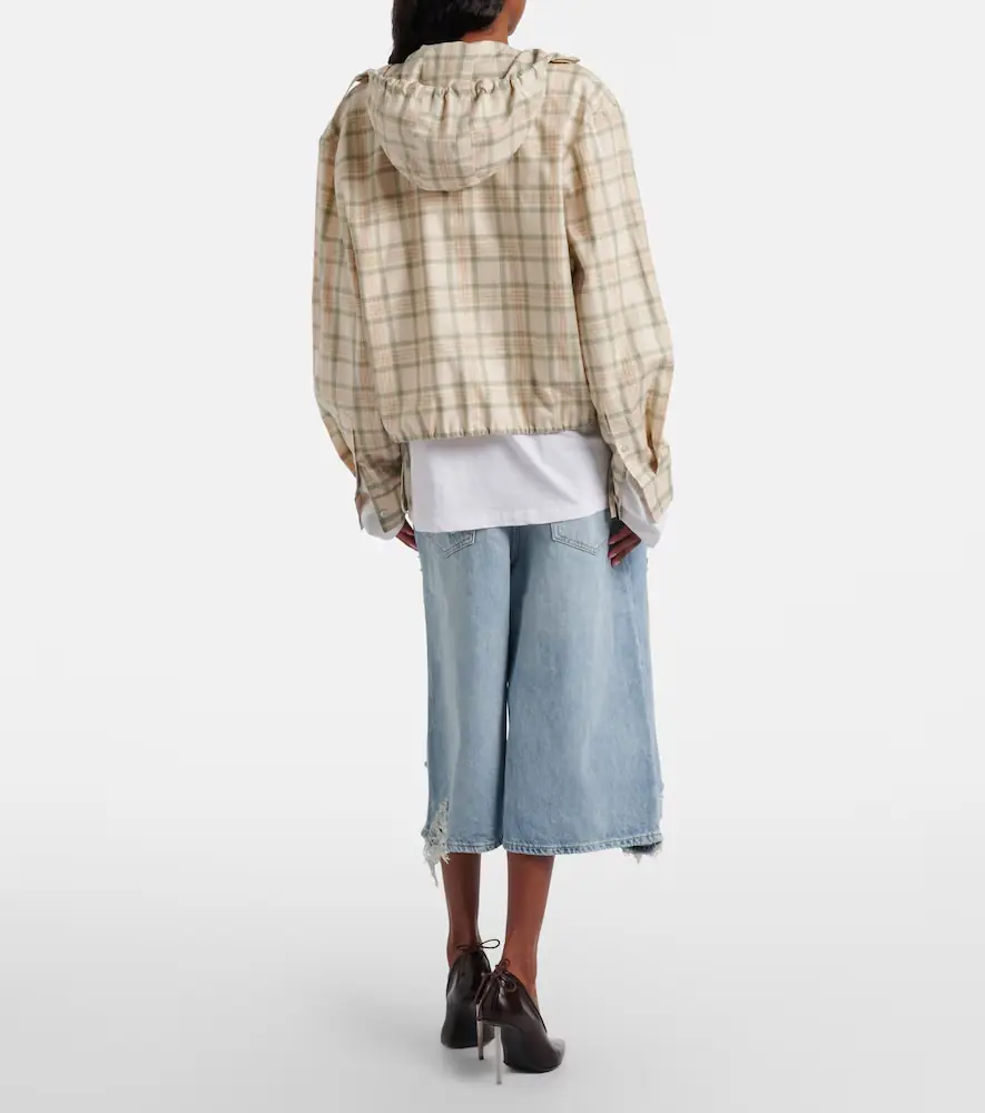 Acne Studios Distressed denim Bermuda shorts | Thumbnail 3