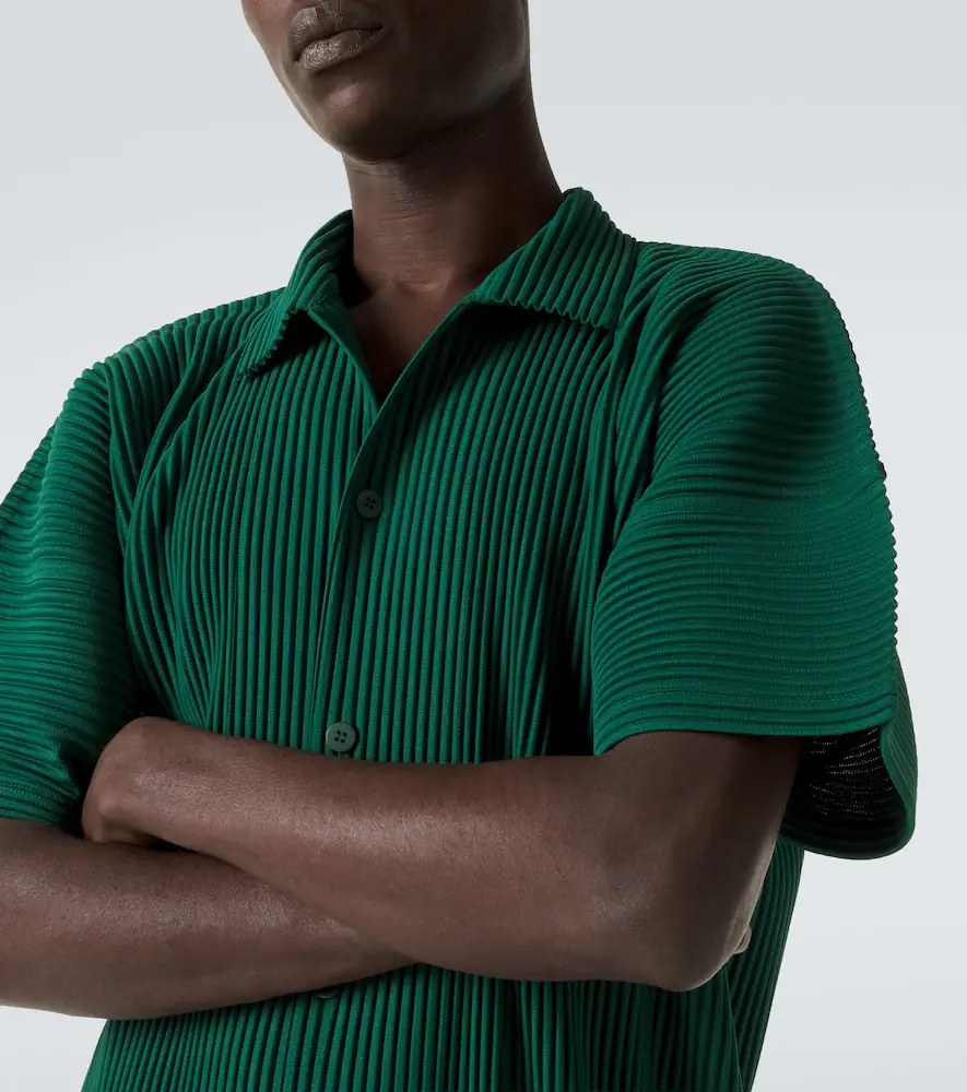 Homme Plissé Issey Miyake Monthly Colors: May pleated shirt | Thumbnail 2 Homme Plissé Issey Miyake Monthly Colors: May pleated shirt | Thumbnail 2