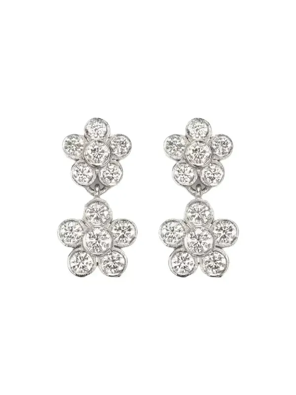 Blossom Daisy Duo 18kt white gold earrings with diamonds Blossom Daisy Duo 18kt white gold earrings with diamonds