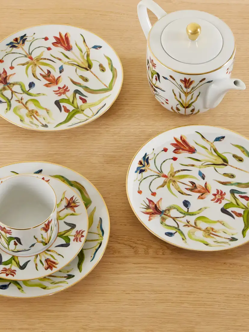 L'Objet Grand Tour Set Of Four Gold-plated Porcelain Dessert Plates | Thumbnail 2 L'Objet Grand Tour Set Of Four Gold-plated Porcelain Dessert Plates | Thumbnail 2