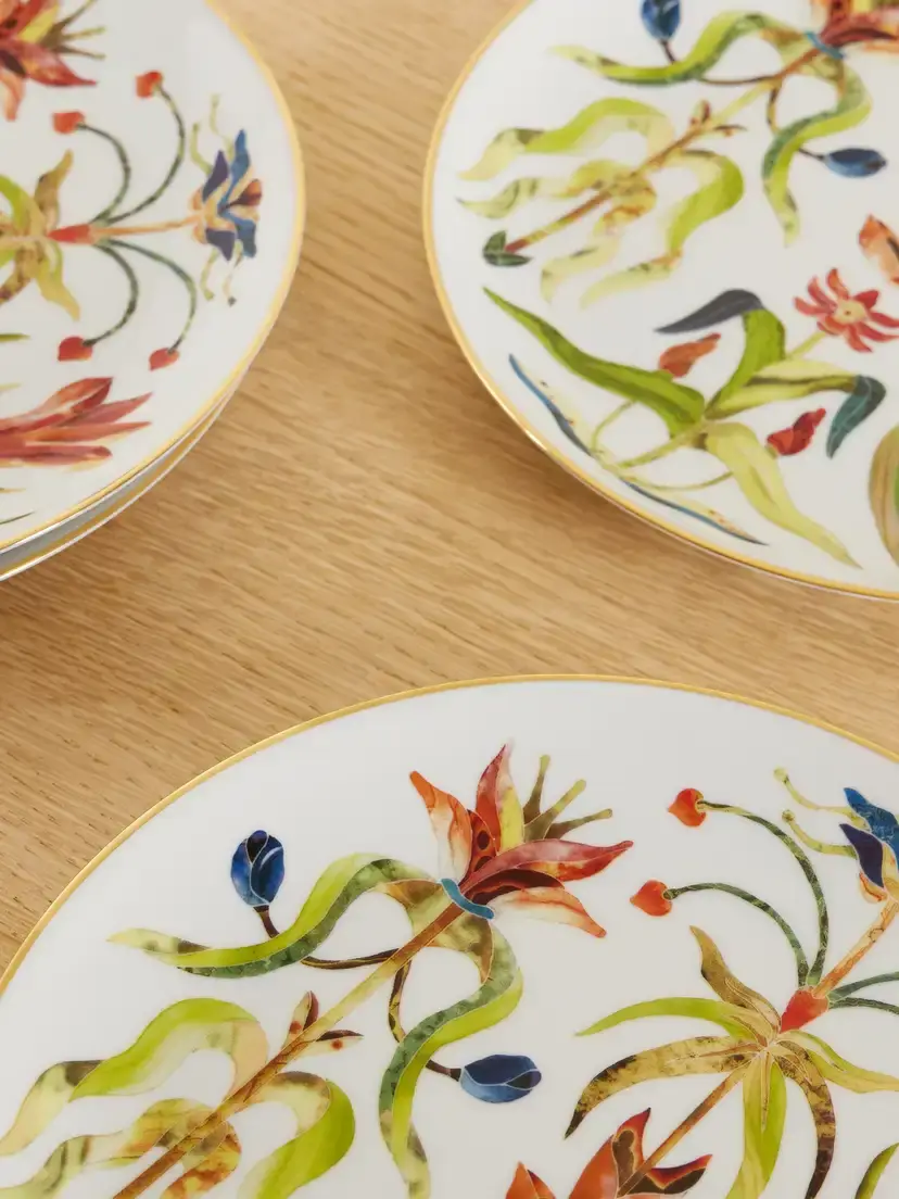 L'Objet Grand Tour Set Of Four Gold-plated Porcelain Dessert Plates | Thumbnail 3 L'Objet Grand Tour Set Of Four Gold-plated Porcelain Dessert Plates | Thumbnail 3