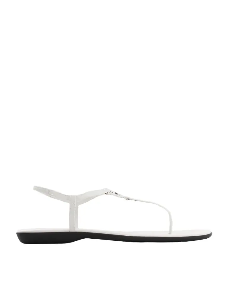 Gucci Logo-embellished Leather Thong Sandals | Image 1 Gucci Logo-embellished Leather Thong Sandals | Image 1