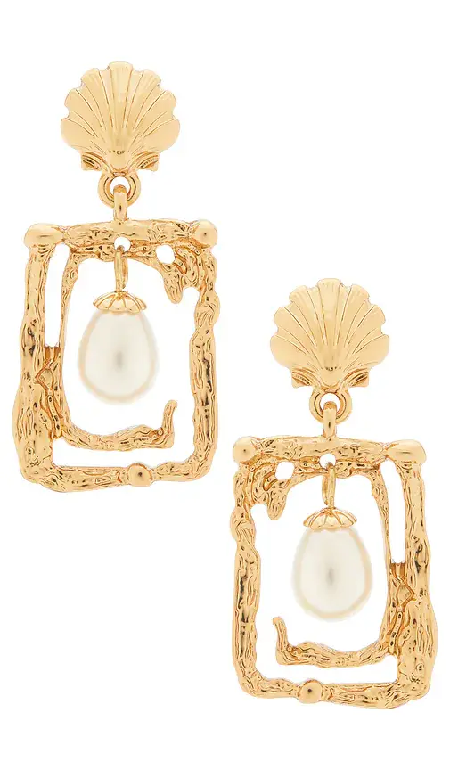 petit moments Castaway Earring
