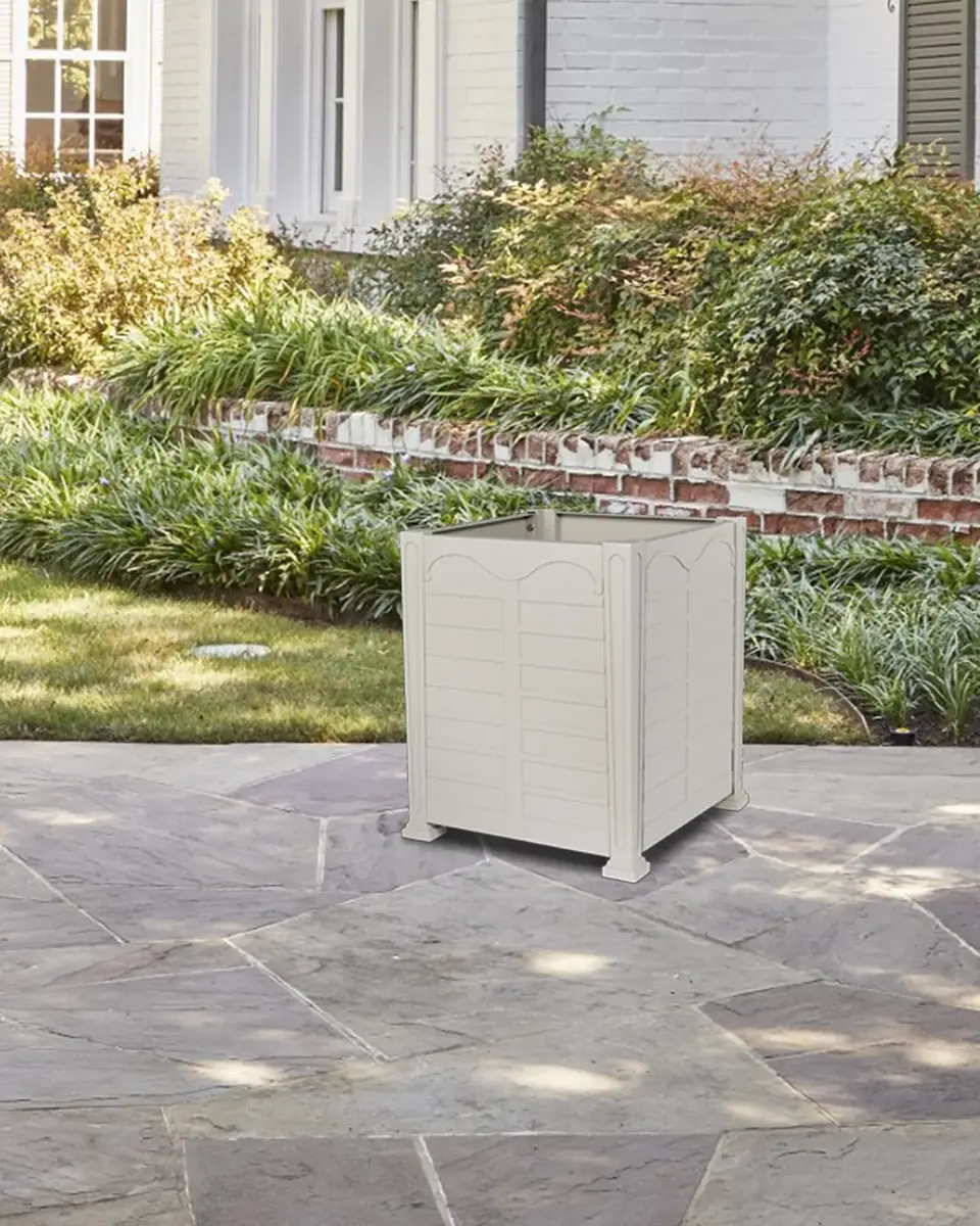 Park Hill Collection Bay Lake Garden Small Planter