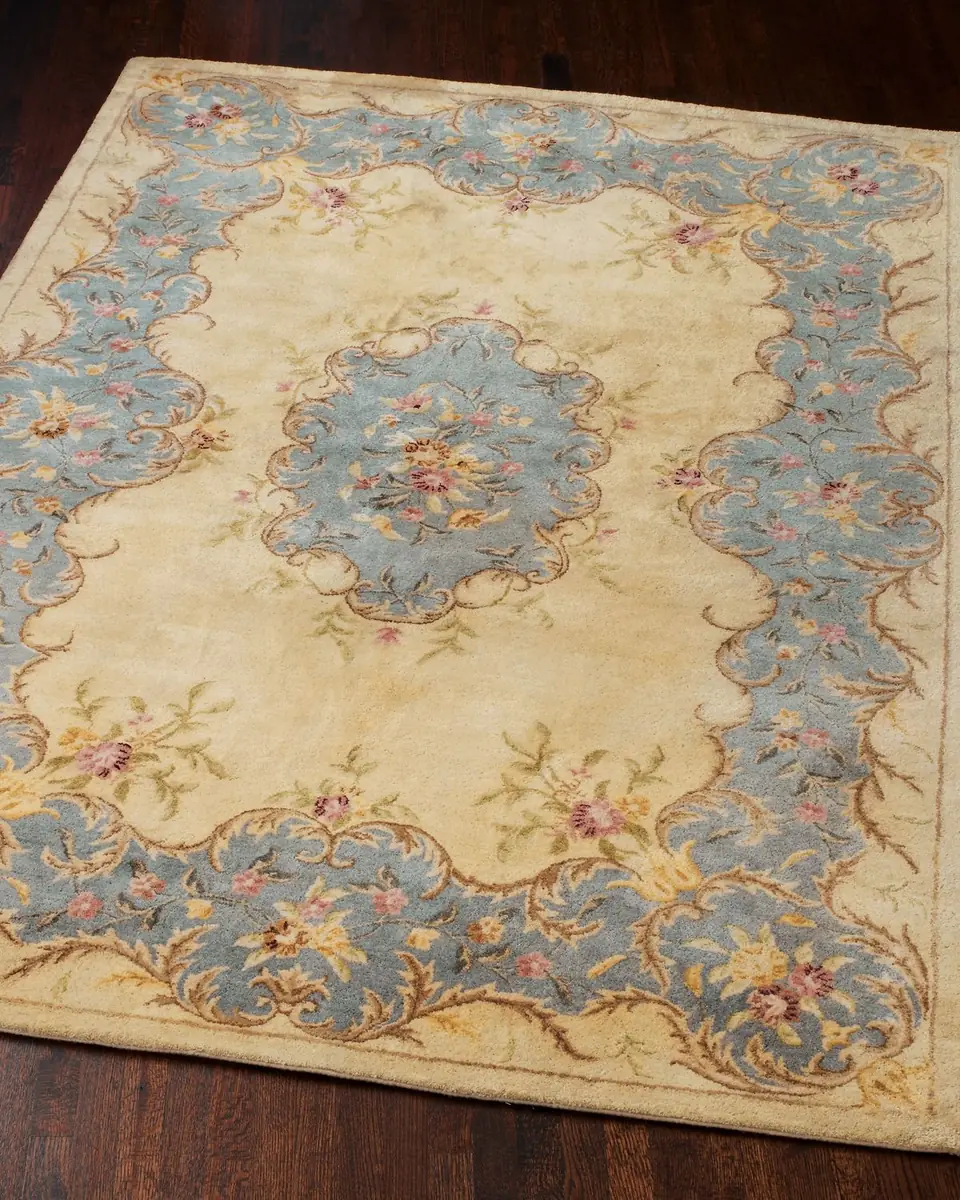 Safavieh Elizabeth Aubusson Rug | Thumbnail 4