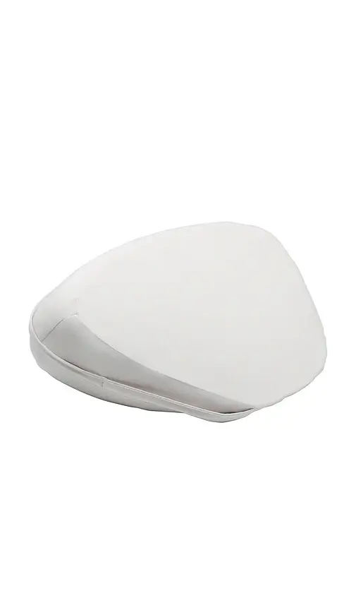 Dame Pillo Pillow | Image 1 Dame Pillo Pillow | Image 1