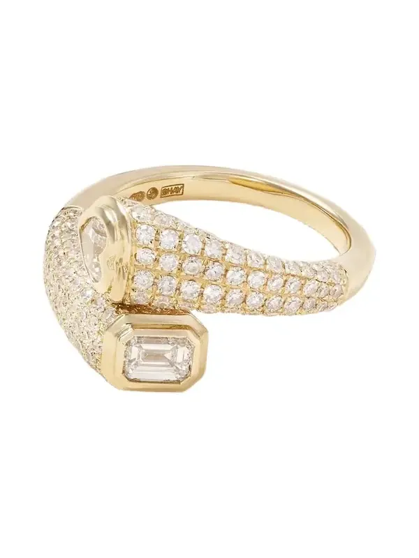 18-karat Gold Diamond Pinky Ring
