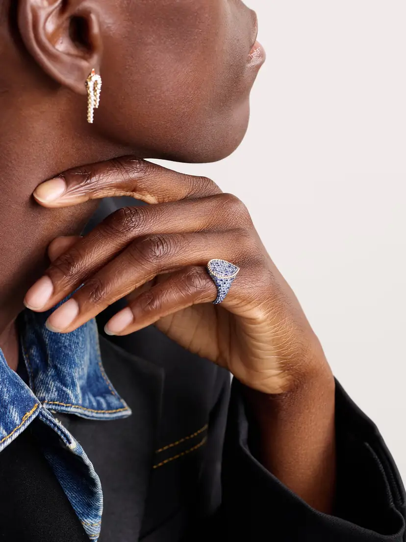 Yvonne Léon Poire 9-karat Gold Sapphire Ring | Thumbnail 2