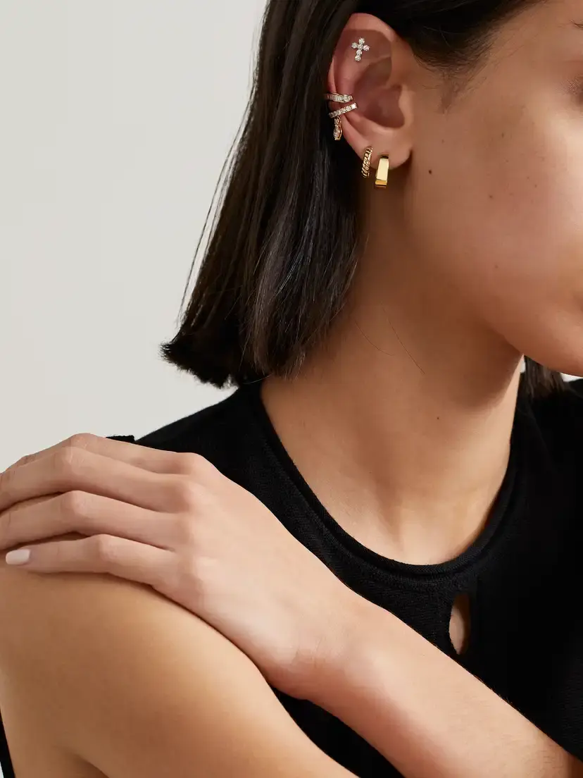Anita Ko Small Meryl 18-karat Gold Hoop Earrings | Thumbnail 4 Anita Ko Small Meryl 18-karat Gold Hoop Earrings | Thumbnail 4