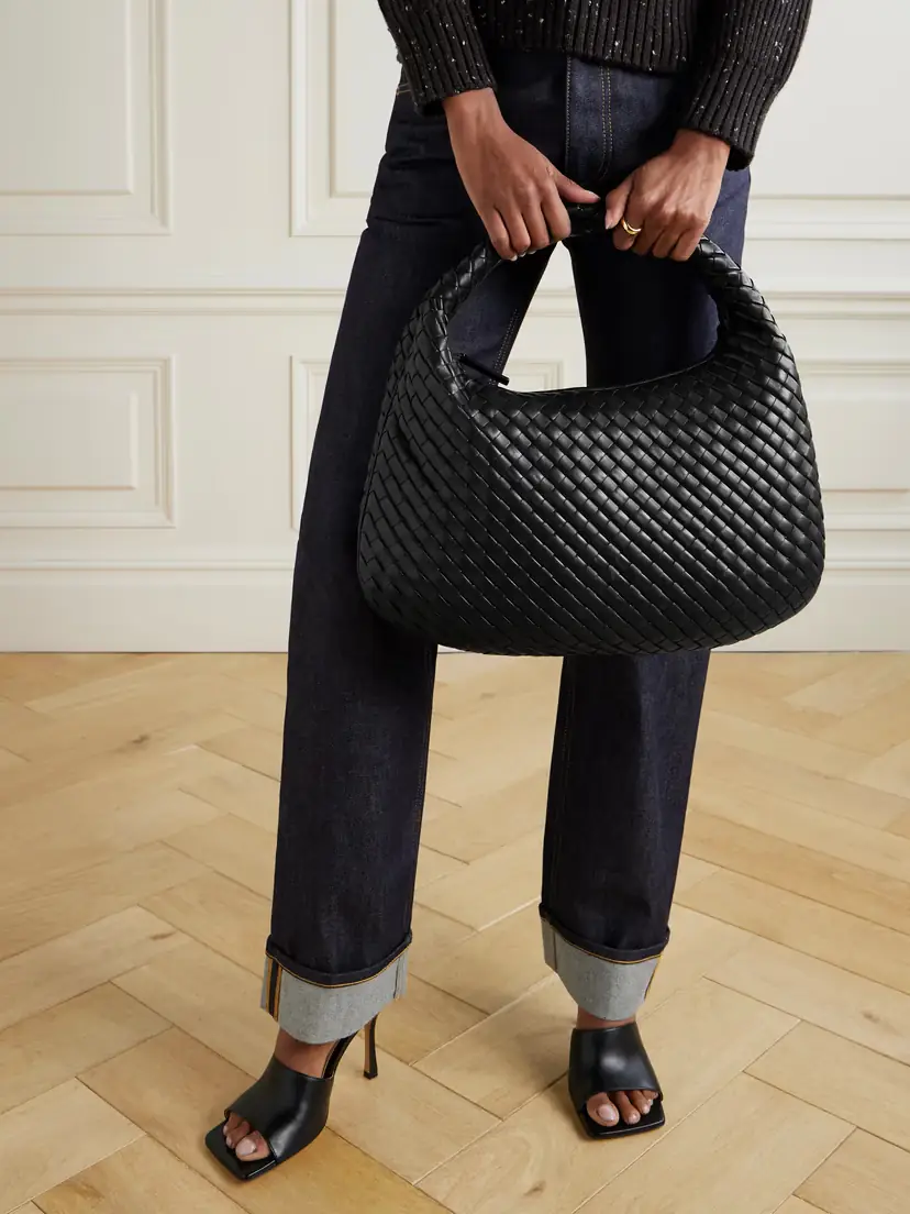 Bottega Veneta Veneta Medium Intrecciato Leather Shoulder Bag | Thumbnail 2