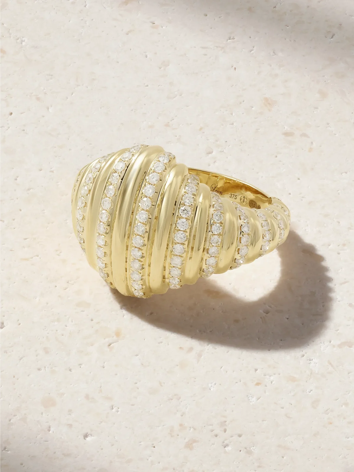Berlingot 9-karat Gold Diamond Ring Berlingot 9-karat Gold Diamond Ring