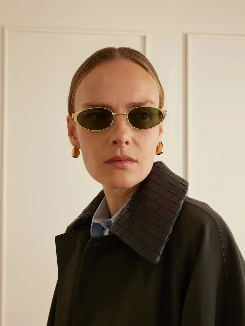 Cartier Eyewear Panthère De Cartier Oval-frame Gold-tone Sunglasses | Thumbnail 2
