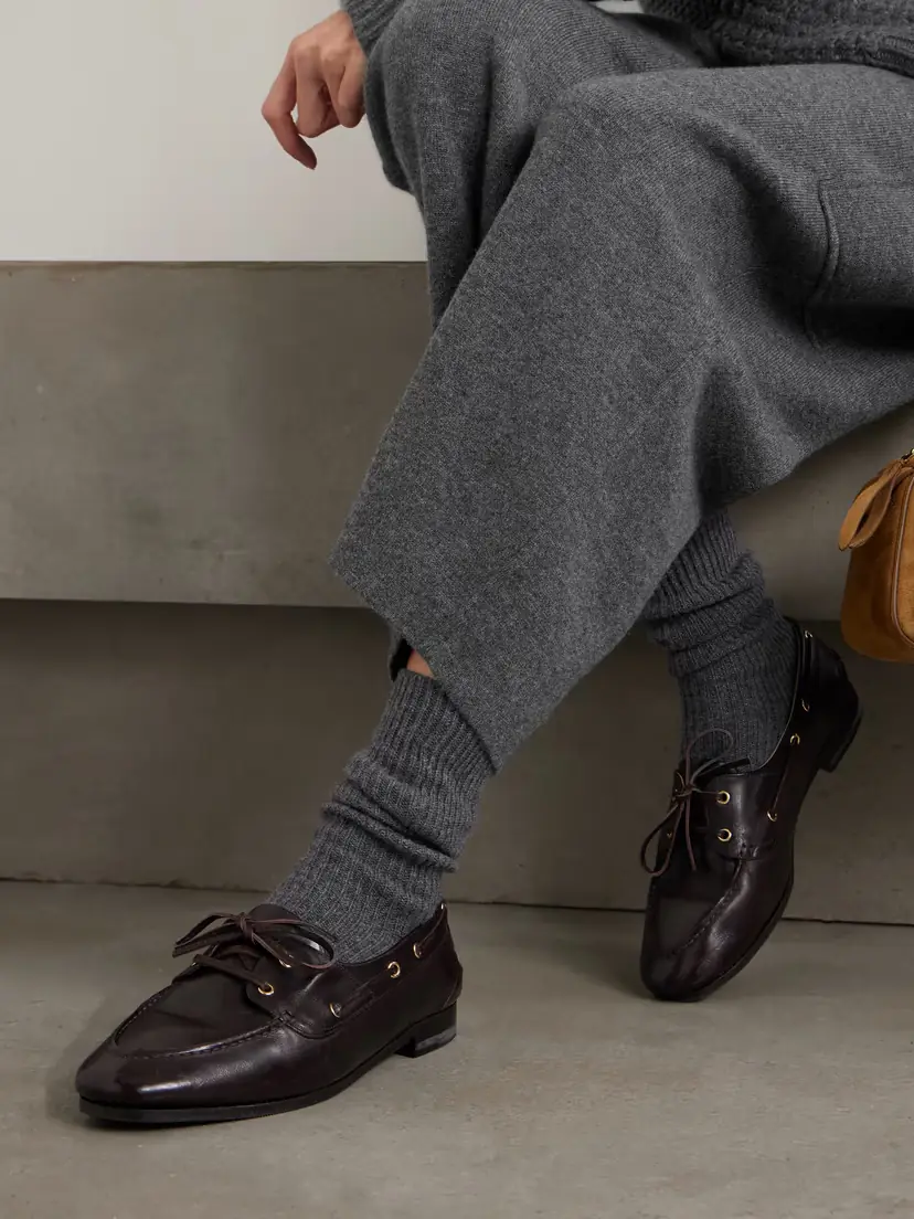 Lisa Yang Zera Ribbed Cashmere Socks | Thumbnail 2