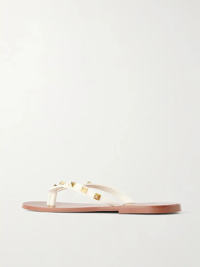 Valentino Garavani Rockstud Leather Thong Sandals | Thumbnail 3 Valentino Garavani Rockstud Leather Thong Sandals | Thumbnail 3