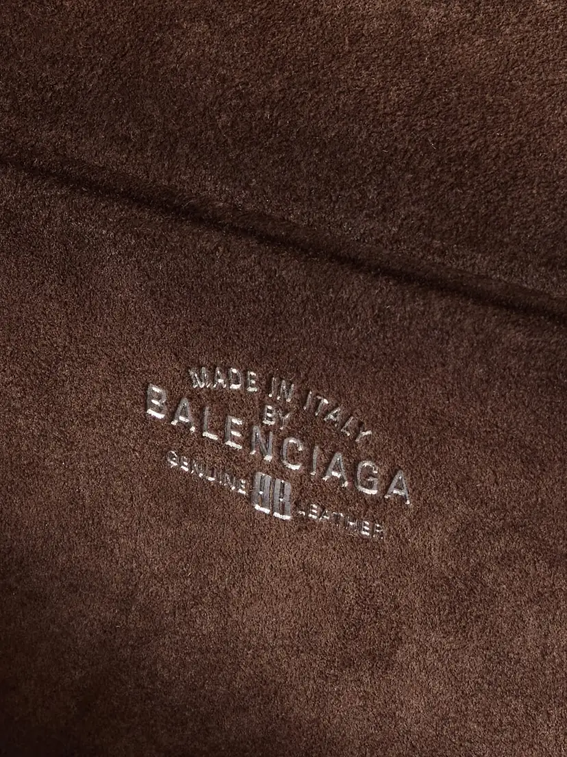 Balenciaga Carrie Small Suede Shoulder Bag | Thumbnail 4