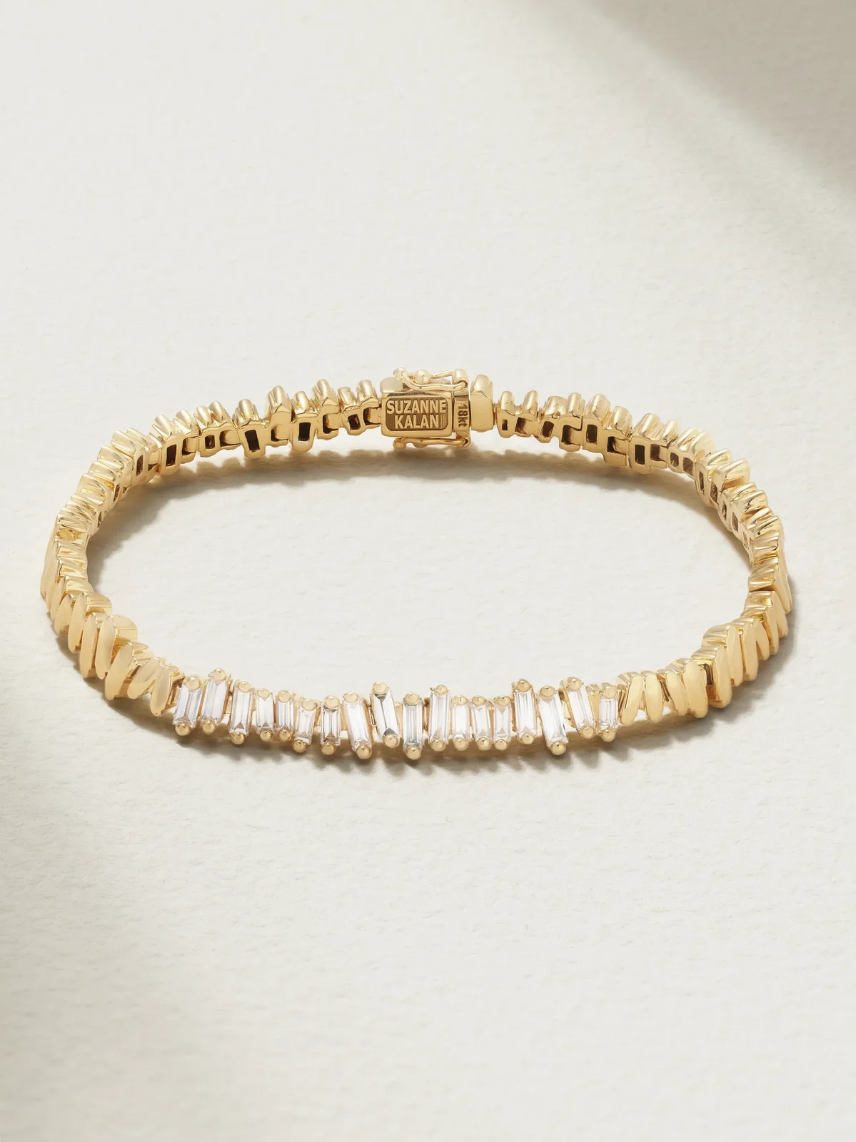 18-karat Gold Diamond Bracelet 18-karat Gold Diamond Bracelet